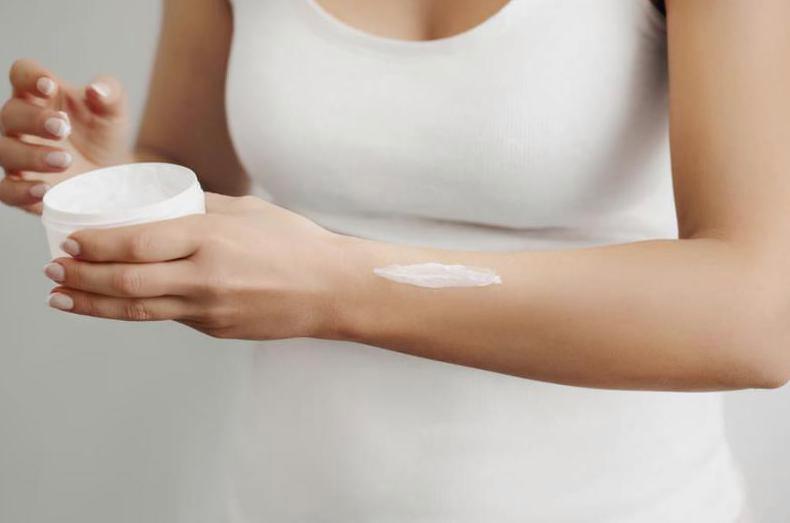 Czym jest wielofunkcyjny krem ochronny i dlaczego warto go stosować na skórę?